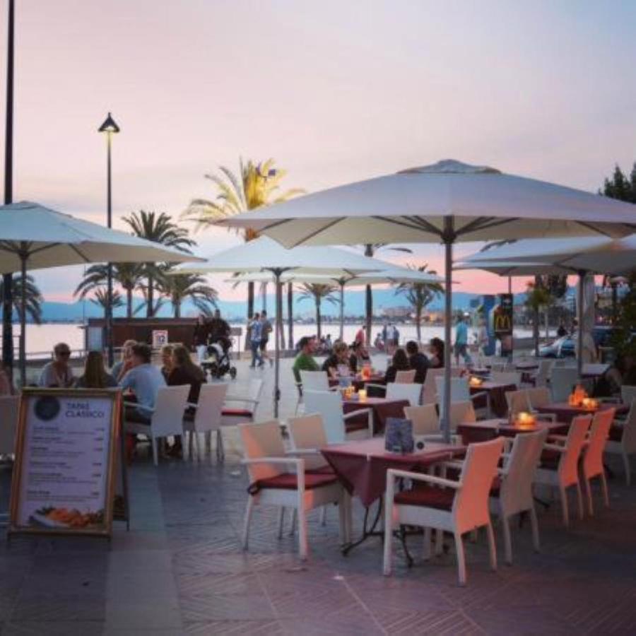 Hotel Iris - Only Adults إل أرينال المظهر الخارجي الصورة