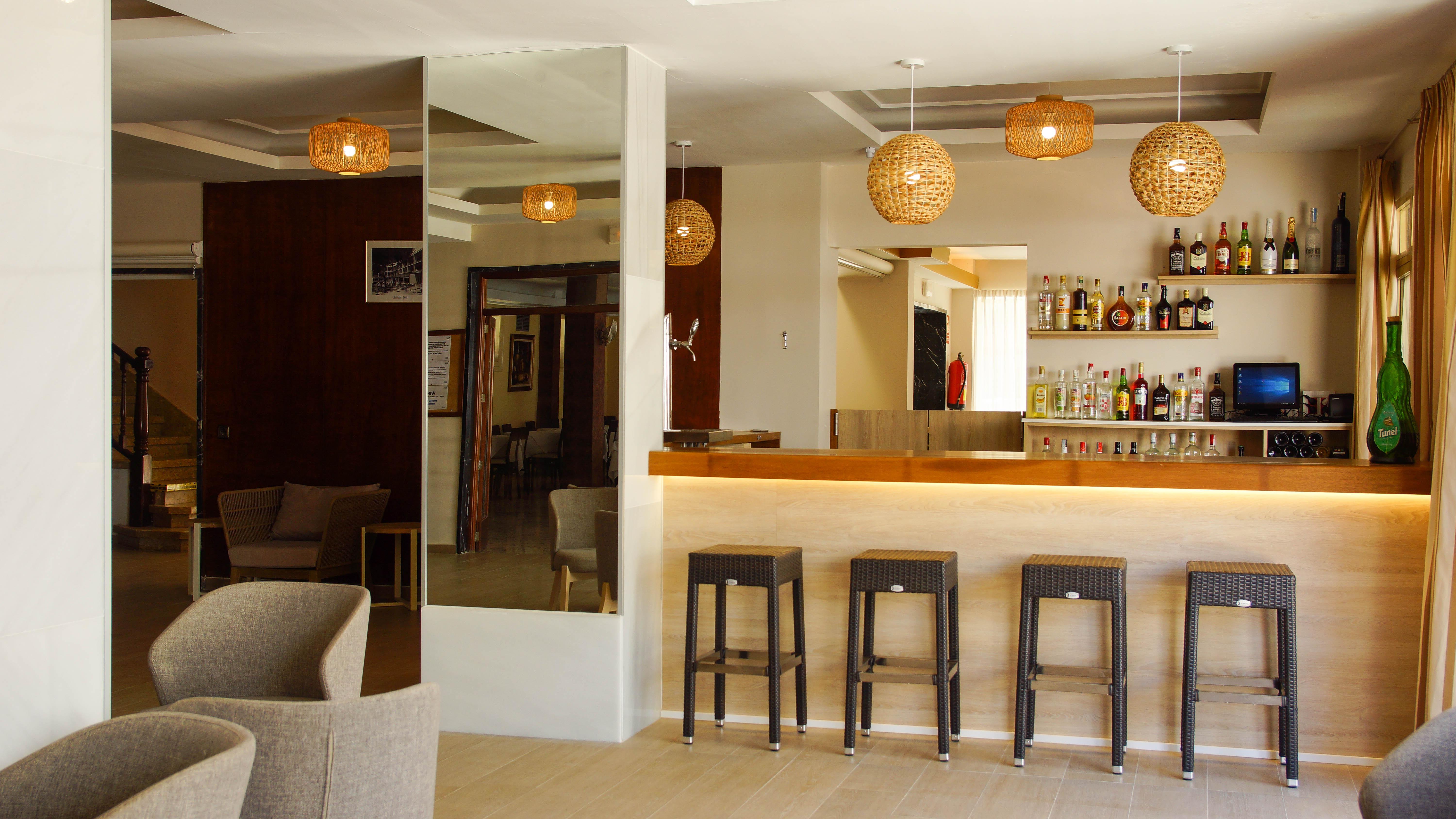 Hotel Iris - Only Adults إل أرينال المظهر الخارجي الصورة
