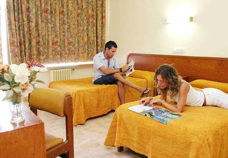 Hotel Iris - Only Adults إل أرينال المظهر الخارجي الصورة