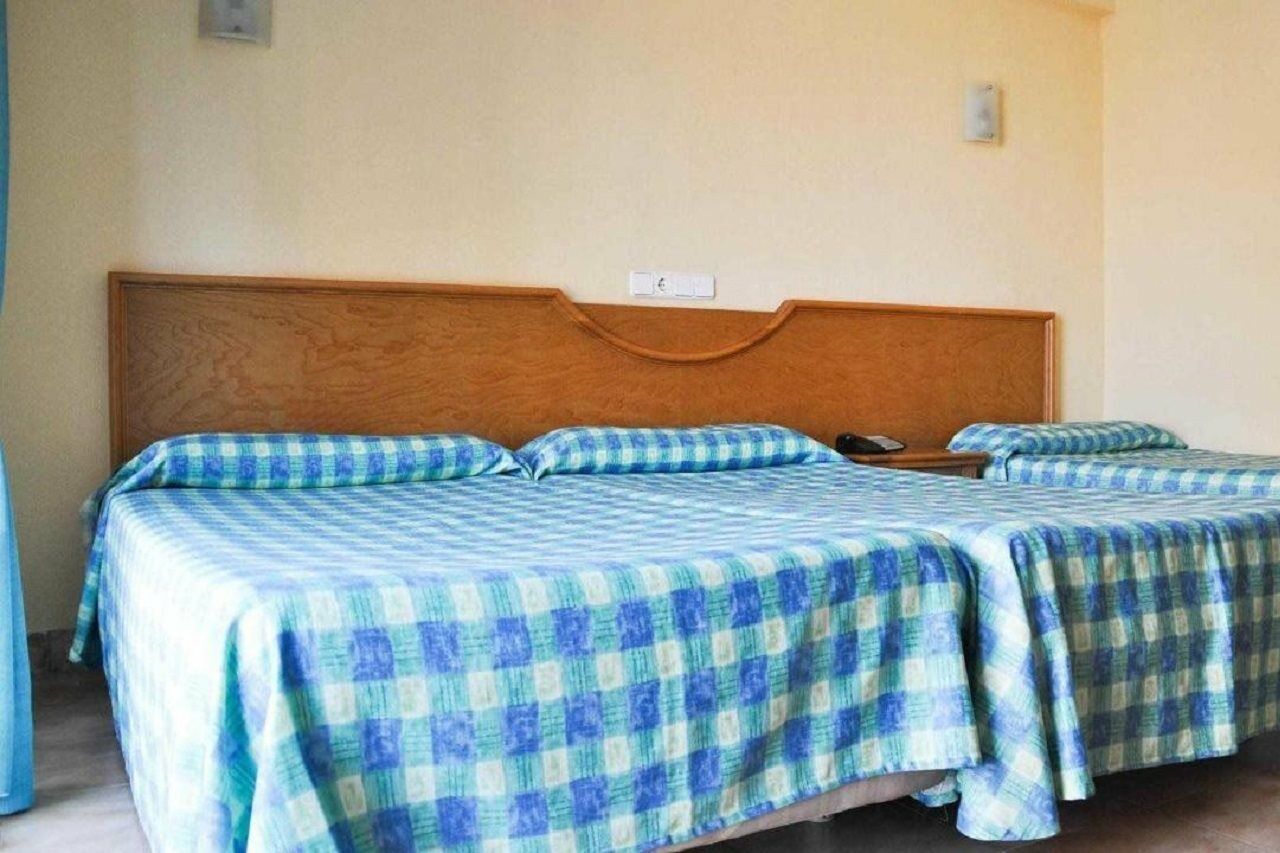 Hotel Iris - Only Adults إل أرينال المظهر الخارجي الصورة